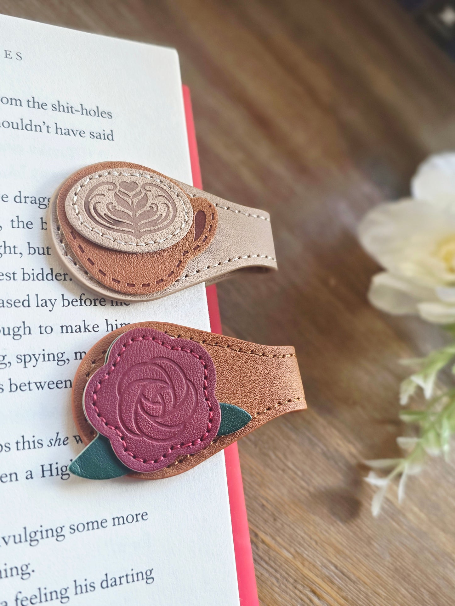 Magnetic Leather Bookmark